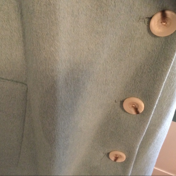 Coat - Picture 6 of 8